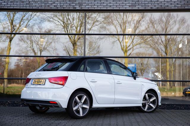 Audi A1 Sportback 1.0 TFSI Advance Sport S-line , Cruise control, Navigatie,