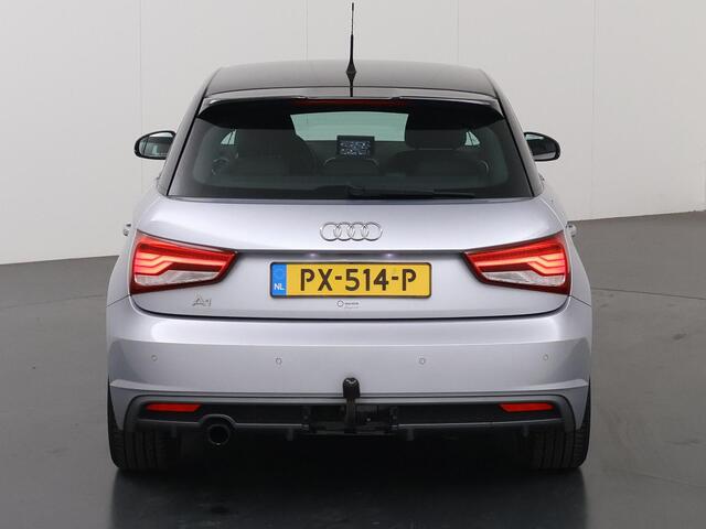 Audi A1 Sportback 1.0 TFSI Adrenalin | Trekhaak | Navigatie | Keyless Go | Parkeersensoren | Stoelverwarming |