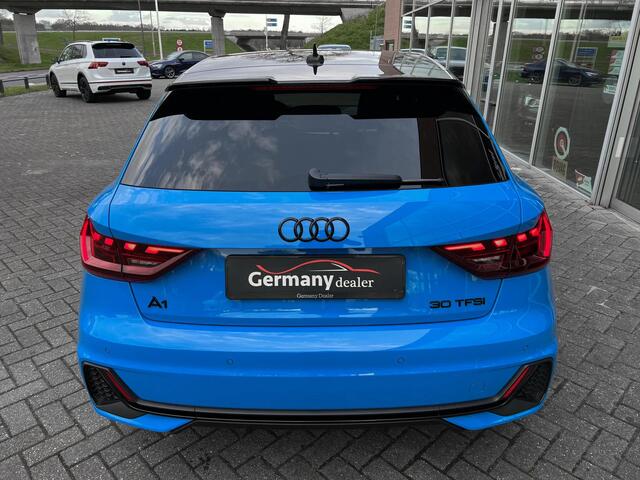 Audi A1 Sportback 30 TFSI 111PK S Edition Matrix-LED Virtual Sfeerverlichting Lane-Assist Keyless Audi-Sound