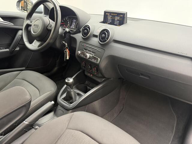 Audi A1 1.0 TFSI Adrenalin S-Line | 17'' LM Velgen | NL Auto