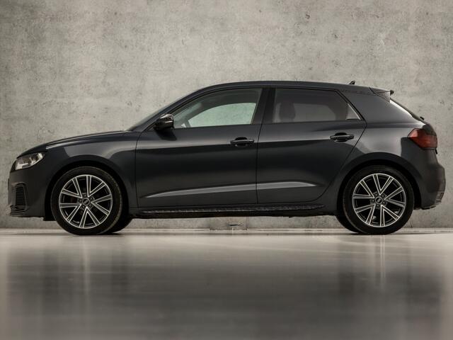 Audi A1 Sportback 25 TFSI Sport (APPLE CARPLAY, GROOT NAVI, CAMERA, CLIMATE, GETINT GLAS, PARKEERSENSOREN, SPORTSTOELEN, LM VELGEN, CRUISE, NIEUWSTAAT)