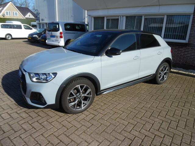 Audi A1 citycarver 30 TFSI epic