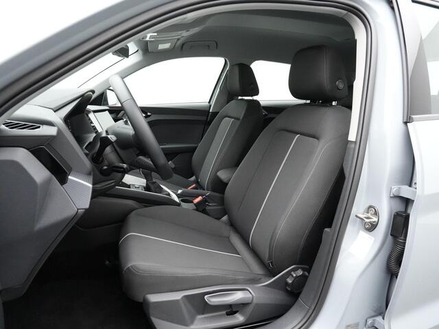 Audi A1 Citycarver 30 TFSI 116 pk S-tronic epic | Virtual Cockpit | Cruise Control | Parkeersensoren voor/achter | Ambiant Lighting Plus