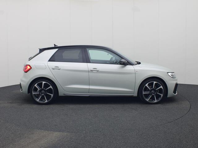 Audi A1 Sportback 30 TFSI/116PK S Line · Apple/Android Car Play · Camera + Parkeersensoren · LED · Clima · Garantie t/m 20-04-2029 of 80000km.