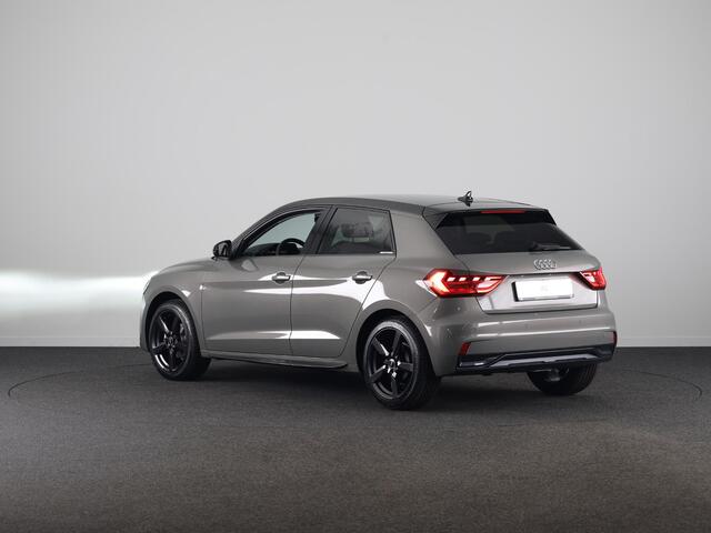 Audi A1 Sportback Advanced edition 25 TFSI 95 pk | Ledlampen voor en achter | Sportstoelen voor | Ambient verlichting | Privacy glas |