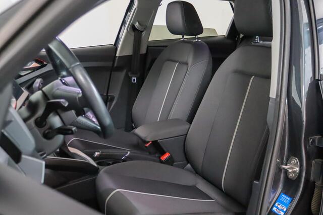 Audi A1 Sportback 30 TFSI Advanced epic Stoelverwarming, Apple Carplay/Android Auto, Camera, Digitale Cockpit,