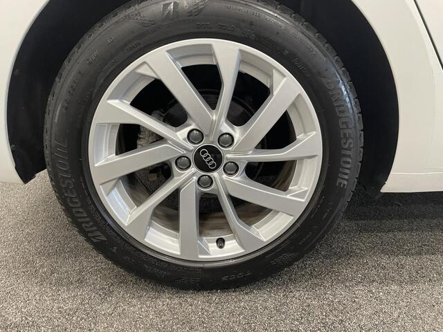 Audi A1 Sportback 30 TFSI 110pk S-Tronic Advanced edition Navigatie Apple Carplay / Android Auto Climate Control Camera Parkeer sensoren Dab