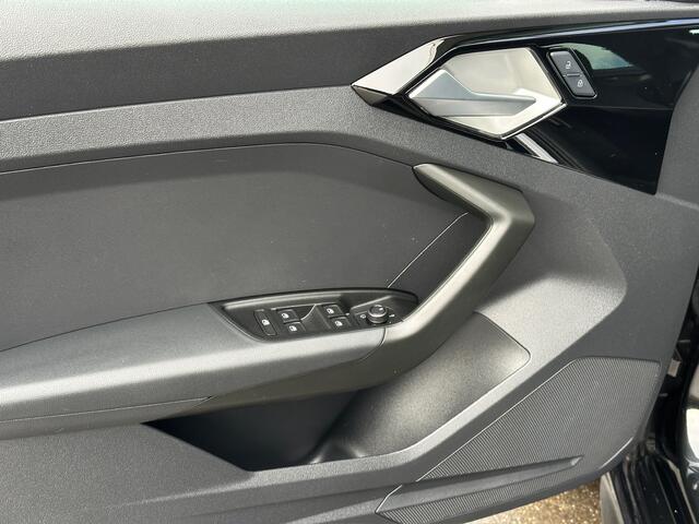 Audi A1 allstreet 30 TFSI 110pk S-tronic Business edition | Led | Adap. Cruise | Camera | Navi | Stoelverwarming | Rijklaar incl. garantie