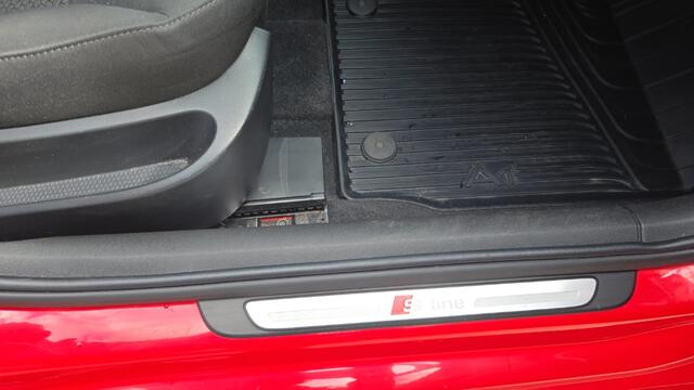 Audi A1 SPORTBACK 1.0 TFSI Advace S - LINE