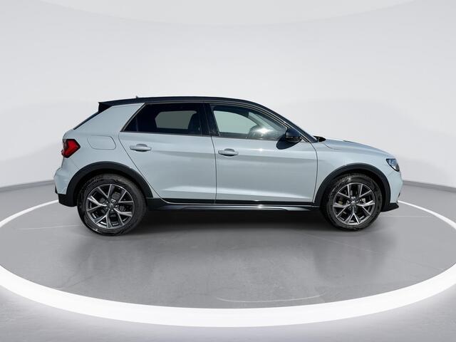 Audi A1 citycarver 25 TFSI 95pk Epic · Apple/Android Car Play · Stoelverwarming · P-Sensoren · Cruise Control · Airco · 17'' Inch ·