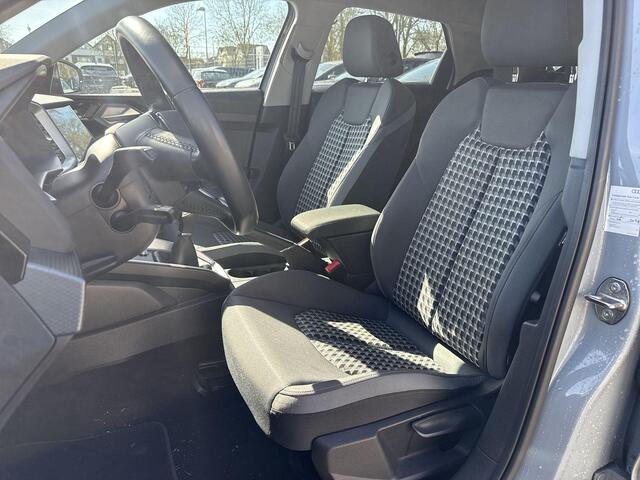 Audi A1 citycarver 25 TFSI 95pk Epic · Apple/Android Car Play · Stoelverwarming · P-Sensoren · Cruise Control · Airco · 17'' Inch ·