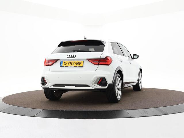 Audi A1 citycarver 30 TFSI 115pk epic · Apple/Android Car Play · Navigatie · P-Sensoren · Virtual Cockpit · 17'' Inch ·