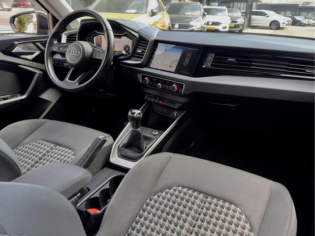 Audi A1 Sportback 25 TFSI 2X S-LINE TWO-TONE NAVI DIGI-DASH APPLE-CARPLAY LED LMV PDC