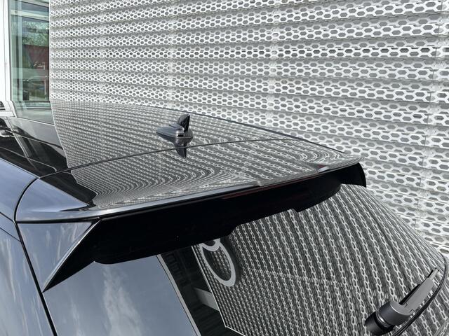 Audi A1 Sportback S edition (A02) 25 TFSI 70 kW / 95 PK Sportback 7 Airco 2 zones \ Privacy glas \ Audi Phone box \ 3-spaaks sport afgevlakt stuur \ Optiekpakket Zwart Plus