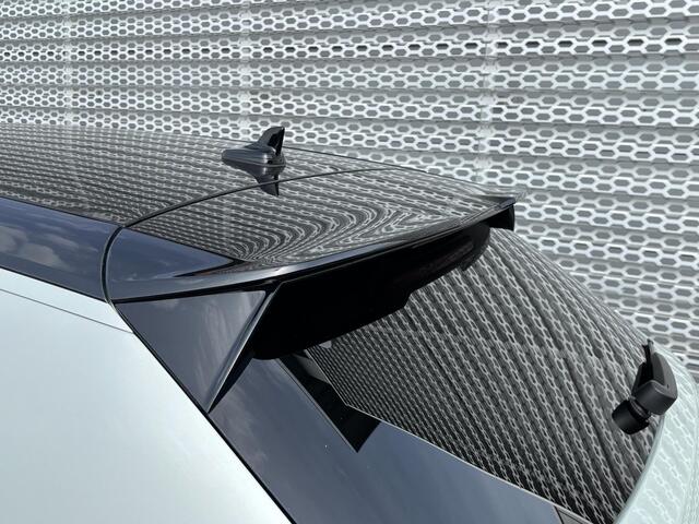 Audi A1 Sportback 25 TFSI S edition 3-spaaks sport afgevlakt stuur \ Audi phone box \ Autom. Airco 2 zones \ Dak in contrastkleur \ Optiekpakket zwart plus \ Privacy glas \