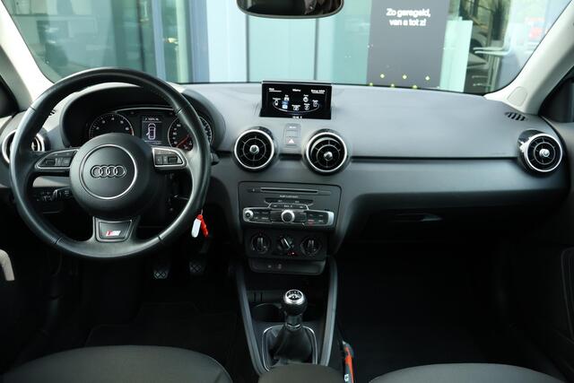 Audi A1 Sportback 1.0 TFSI Pro Line / S Line / Cruise control