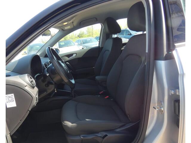 Audi A1 1.0 TFSI S Line,Navi,Bltooth,Cruise,Two Tone