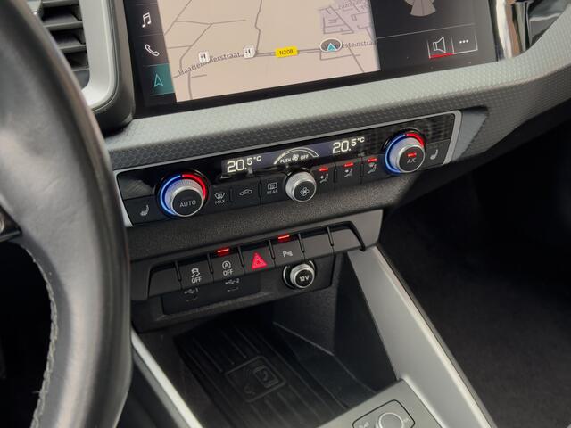 Audi A1 Sportback 25 TFSI 2X S-LINE TWO-TONE NAVI DIGI-DASH APPLE-CARPLAY LED LMV PDC