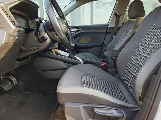 Audi A1 Sportback 1.5 TFSI S Line Pro Line S Carplay, Stoelverw. 18inch, dealer onderhouden, S-Line