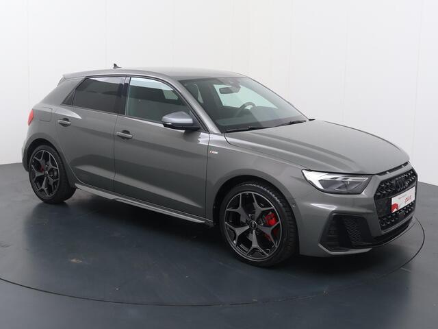 Audi A1 Sportback 40 TFSI S edition | 207 PK | Automaat | Adaptive cruise control | Dodehoek detectie | 18" LM Audi Sport velgen | S line |
