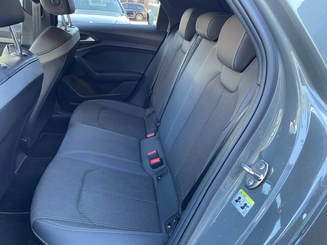 Audi A1 30 TFSI S LINE