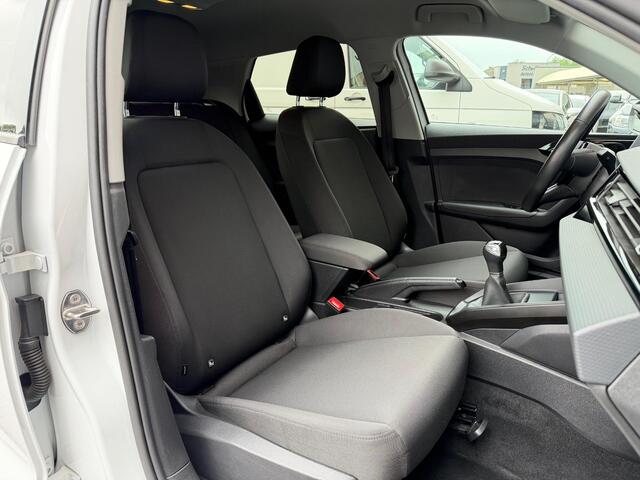 Audi A1 Sportback 30 TFSI S Line Navi Cruise PDC