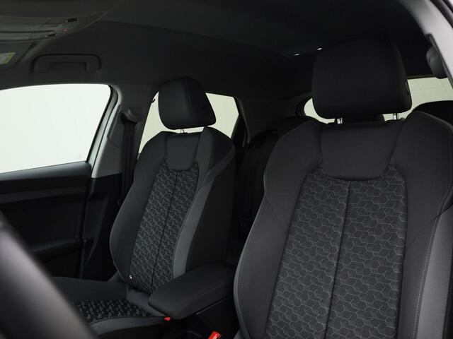 Audi A1 Sportback 30 TFSI/116PK S Line · Apple/Android Car Play · Camera + Parkeersensoren · LED · Clima · Garantie t/m 20-04-2029 of 80000km.