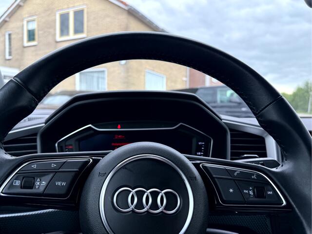 Audi A1 Sportback 25 TFSI Pro Line App Connect, Cruise Controll, 15''Lmv