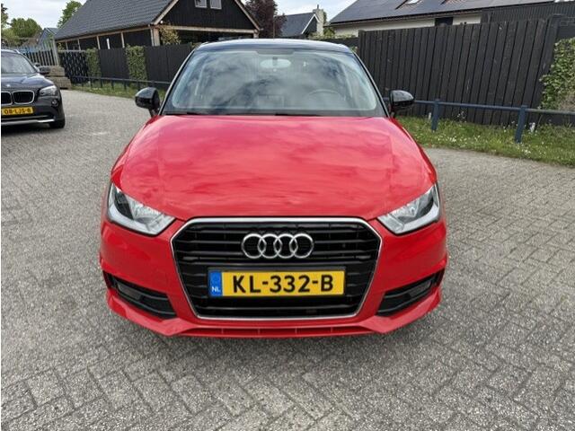 Audi A1 Sportback 1.0 TFSI Adrenalin Navi/17"LM /Airco/Cruise/PDC