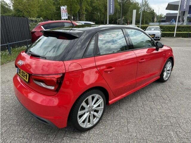 Audi A1 Sportback 1.0 TFSI Adrenalin Navi/17"LM /Airco/Cruise/PDC