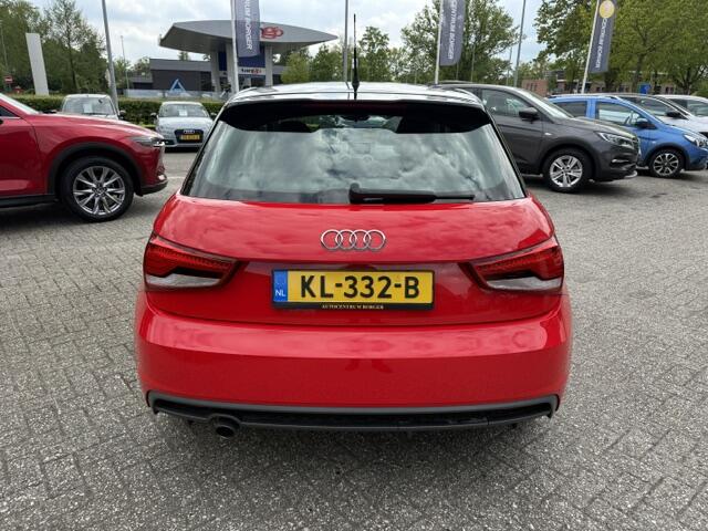 Audi A1 Sportback 1.0 TFSI Adrenalin Navi/17"LM /Airco/Cruise/PDC