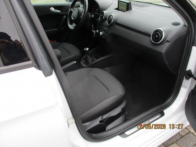 Audi A1 Sportback 1.0 TFSI Adrenalin S-line