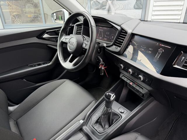 Audi A1 allstreet 30 TFSI Advanced edition CarPlay Camera PDC