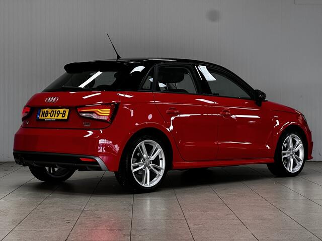 Audi A1 Sportback 1.0 TFSI Adrenalin/ Trekhaak/ Facelift!/ DEALER ONDERHOUDEN!/ 5-Drs/ Two-Tone/ 17'' LMV/ Navi/ Airco/ Cruise/ Elek. pakket/ Isofix/ Bluetooth/ Multi. LEDER. Stuur/ Mistl./ Dagrijverl.
