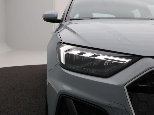 Audi A1 S edition 25 TFSI | 95 PK | Contrast dak | 17 inch lichtmetalen velgen | Apple Carplay/Android Auto |