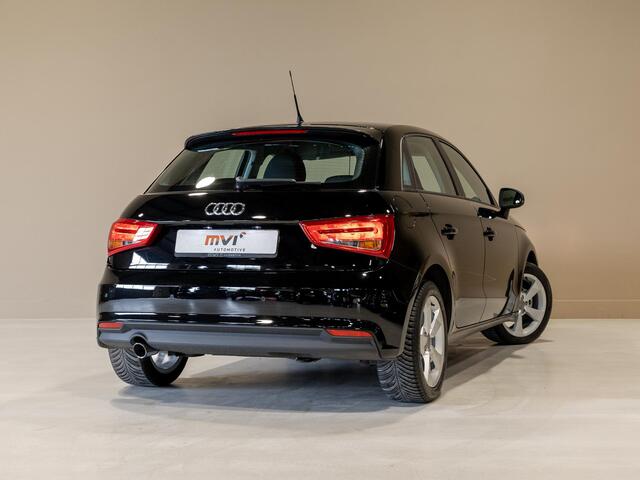Audi A1 Sportback 1.0 TFSI Pro Line / 95pk / Stoelverwarming / Navigatie / Sportstoelen /