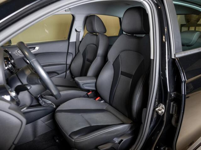 Audi A1 Sportback 1.0 TFSI Pro Line / 95pk / Stoelverwarming / Navigatie / Sportstoelen /