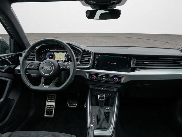 Audi A1 Sportback S edition 25 TFSI 95 pk | Optiekpakket zwart plus | Achteruitrijcamera | Autom. airconditioning 2 zones | Stoelverwarming voorin |