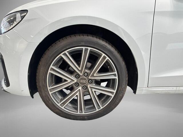 Audi A1 Sportback 25 TFSI 95pk S-Tronic Advanced Edition · Apple/Android Car Play · 17"Velgen · Clima · Cruise Control · Stoelverwarming · Garantie t/m 27-07-2027 of 100.000km