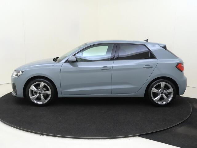 Audi A1 Sportback 30 TFSI Advanced edition | Stoelverwarming | CarPlay | Cruise control | Climate control | Draadloze telefoonlader | Elektrisch inklapbare buitenspiegels | Virtual cockpit |