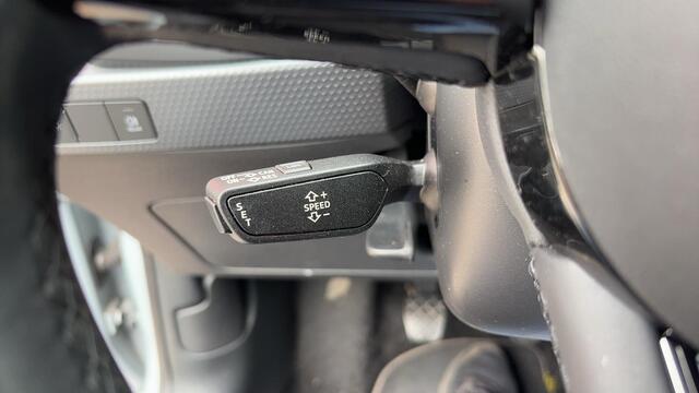 Audi A1 Sportback 25 TFSI Pro Line CARPLAY / AIRCO / CRUISE / DAB+ / BLUETOOTH / NL-AUTO