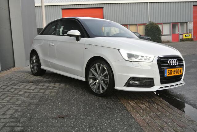 Audi A1 1.0 TFSI Advance Sport 3x S-line Audi A1 1.0 TFSI Advance Sport||Carplay| 3x S-line Led| stoelverwarming| Bose Sound| PDC.