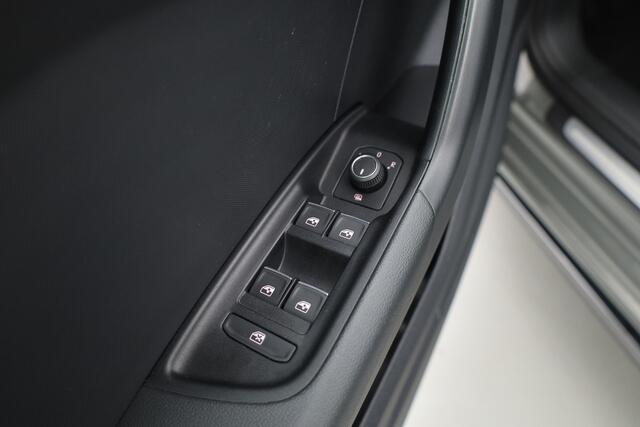 Audi A1 Sportback 30 TFSI Pro Line S | Dig. Cockpit | Cruise Contr. | Apple CarPlay & Android Auto | Stoelverw. | All Season | 17''