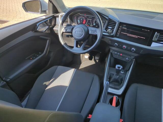 Audi A1 Sportback 25 TFSI Pro Line / Cruise control / Airco / Bluetooth / LM velgen / App-connect / Audi virtual cockpit