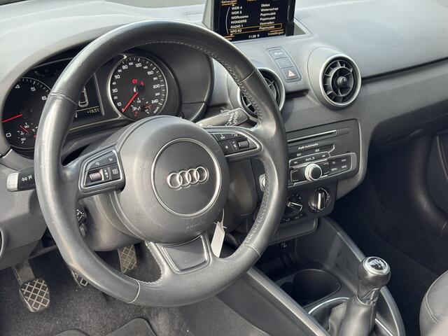 Audi A1 Sportback 1.0 TFSI Adrenalin S-Line / Navi / Cruise Control / Bluetooth / Allseason Banden /