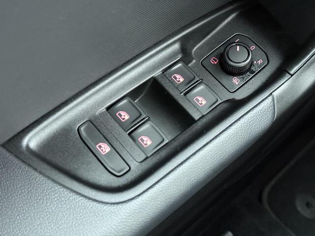 Audi A1 Sportback 25 TFSI S edition | 95 PK | Cruise control | Climate control | Stoelverwarming |