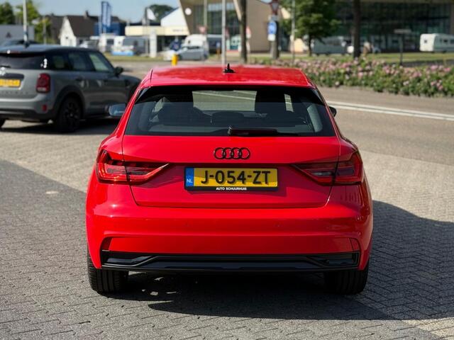 Audi A1 1.0 85KW A/T KEYLESS CARPLAY DIGITAAL DASHBOARD