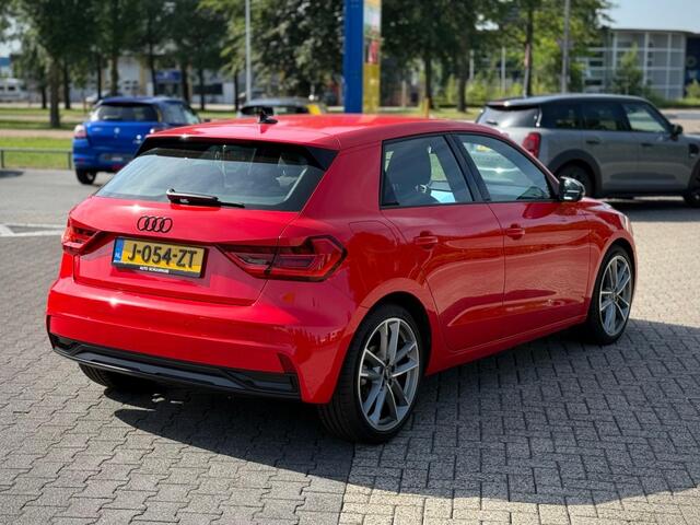 Audi A1 1.0 85KW A/T KEYLESS CARPLAY DIGITAAL DASHBOARD