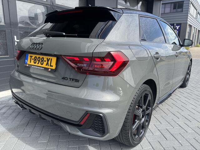 Audi A1 Sportback 40 TFSI S Line edition one