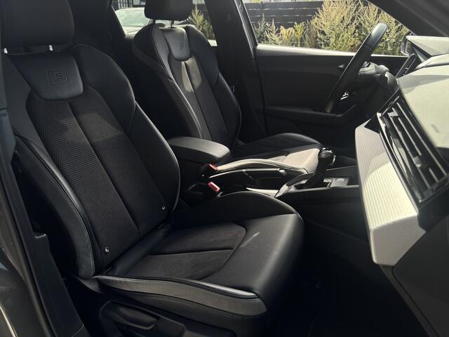 Audi A1 Sportback 40 TFSI S Line edition one